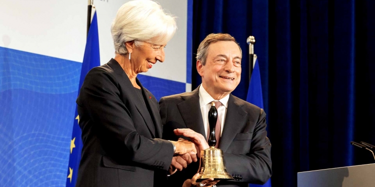 ECB Presidents Mario Draghi - Christine Lagarde