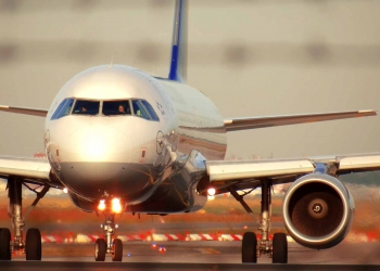 aircraft travel airplane landing