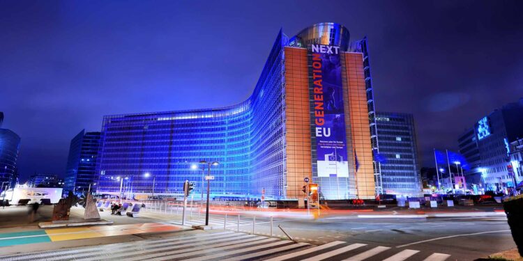 The Berlaymont building lit up in blue on 24 October 2020 to commemorate the 75th anniversary of the United Nations