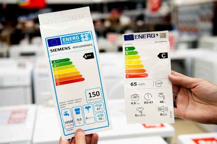 The old EU energy label, on the left, and the new energy label with a QR code