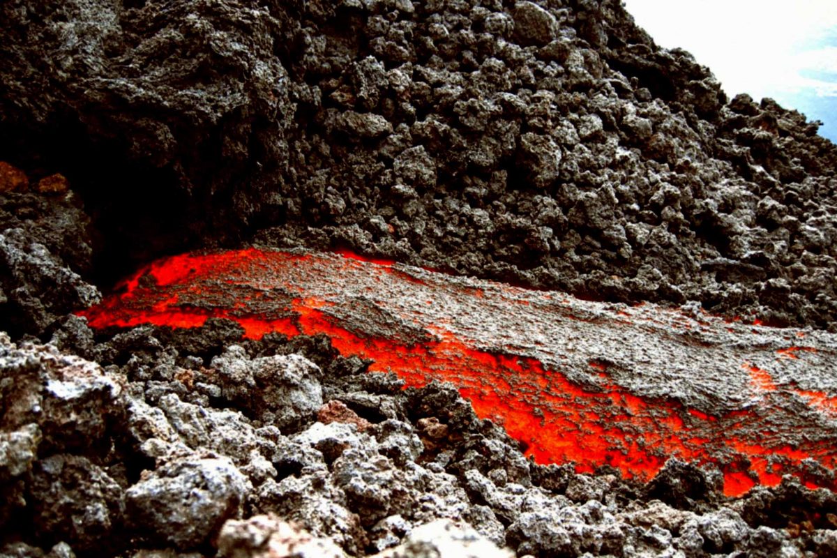 magma volcano explosion eruption